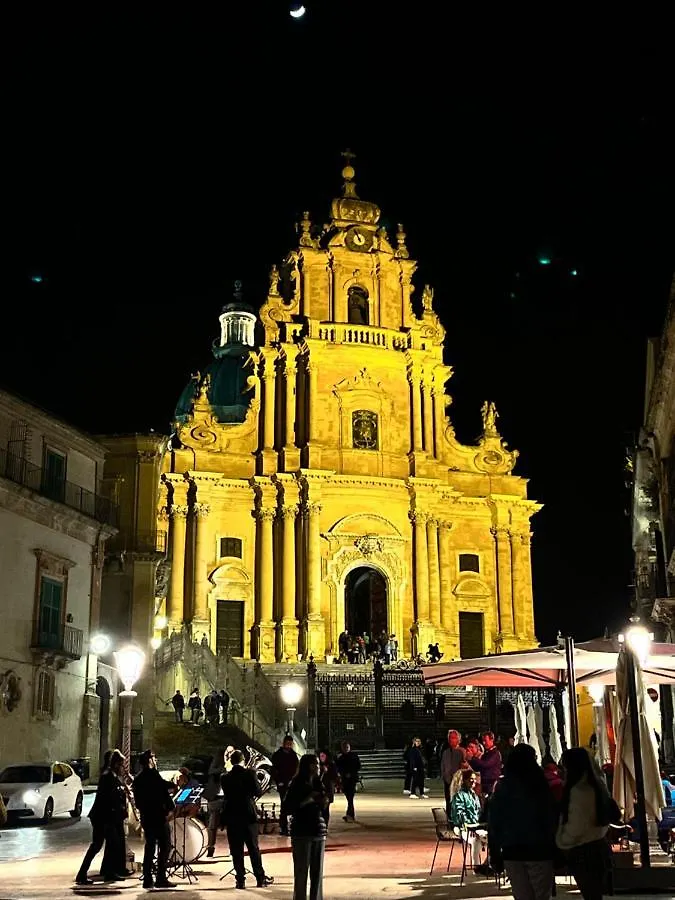 Domus Heraea Ragusa 0*,